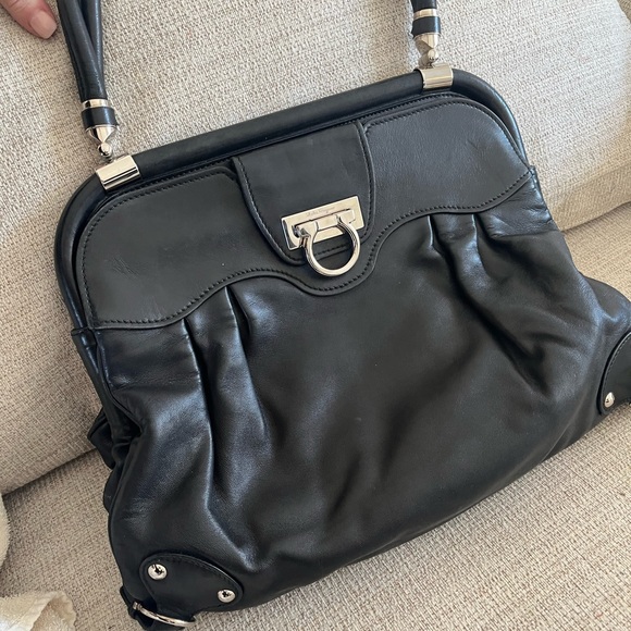 Ferragamo Nero Calf Hobo - Picture 12 of 12